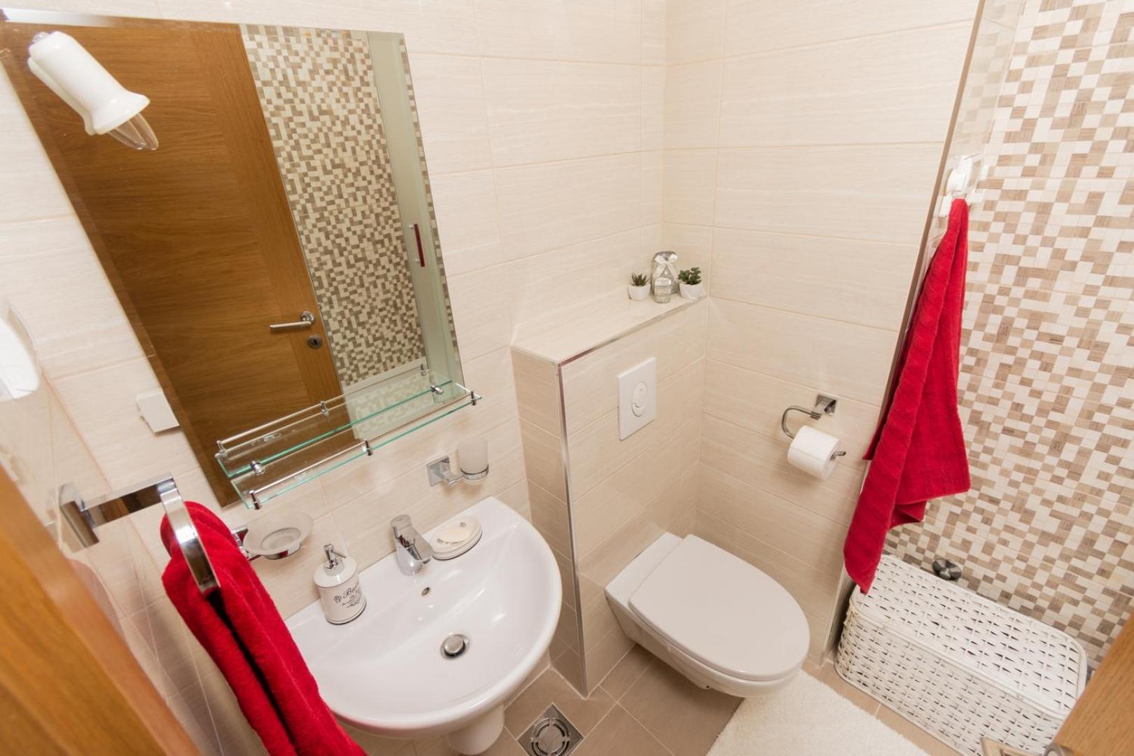 Lux City Apartment With Parking Podgoriçe Dış mekan fotoğraf